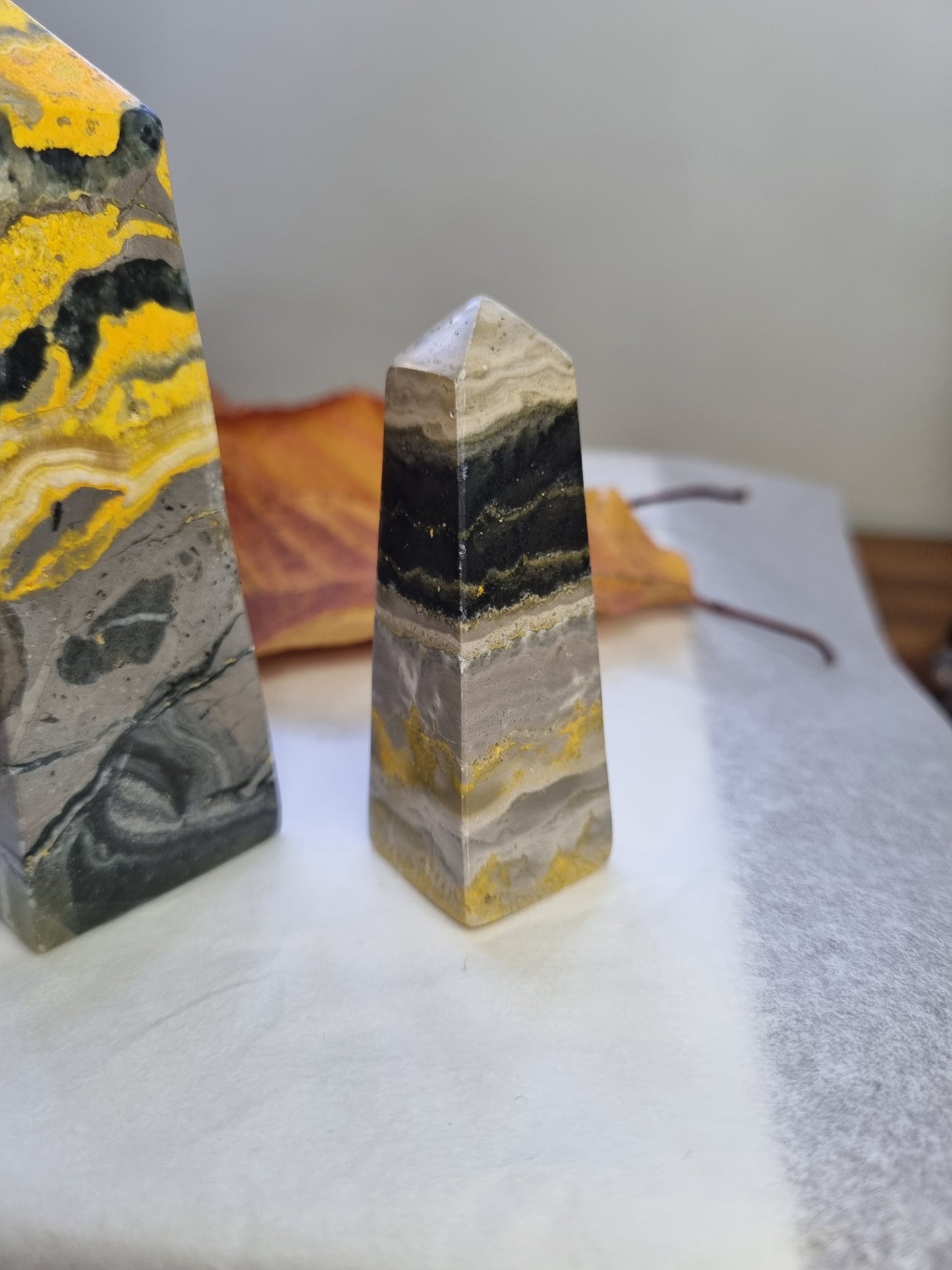 Bumblebee Jasper Tower / Obelisk / Generator