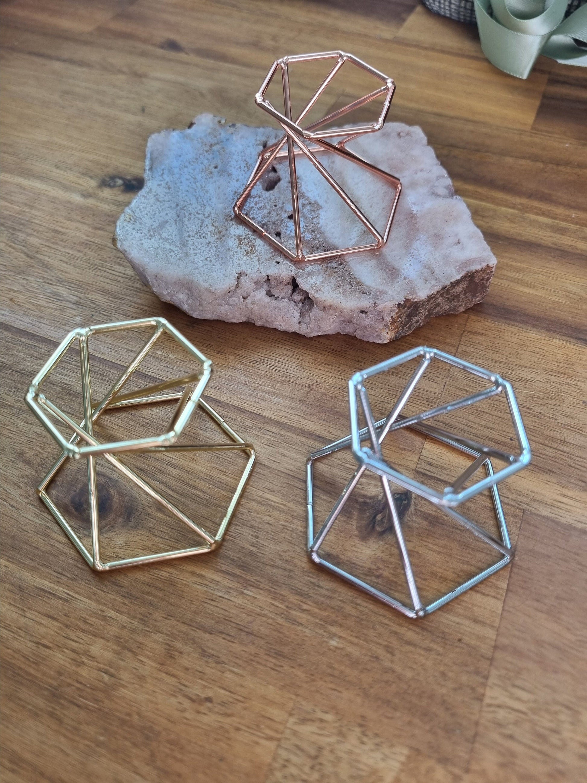 Hexagon Sphere or Egg Holder /Stand - Gold / Rose Gold / Silver