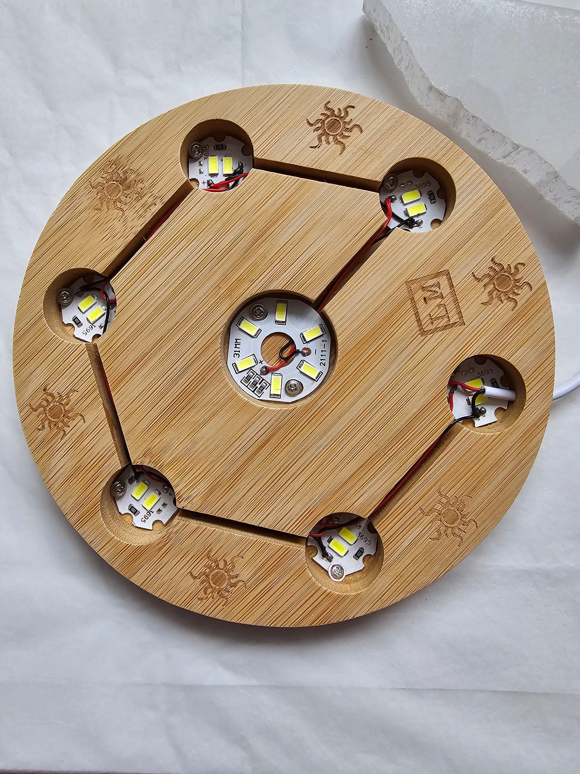 Wooden white light - 15cm diameter Sphere holder