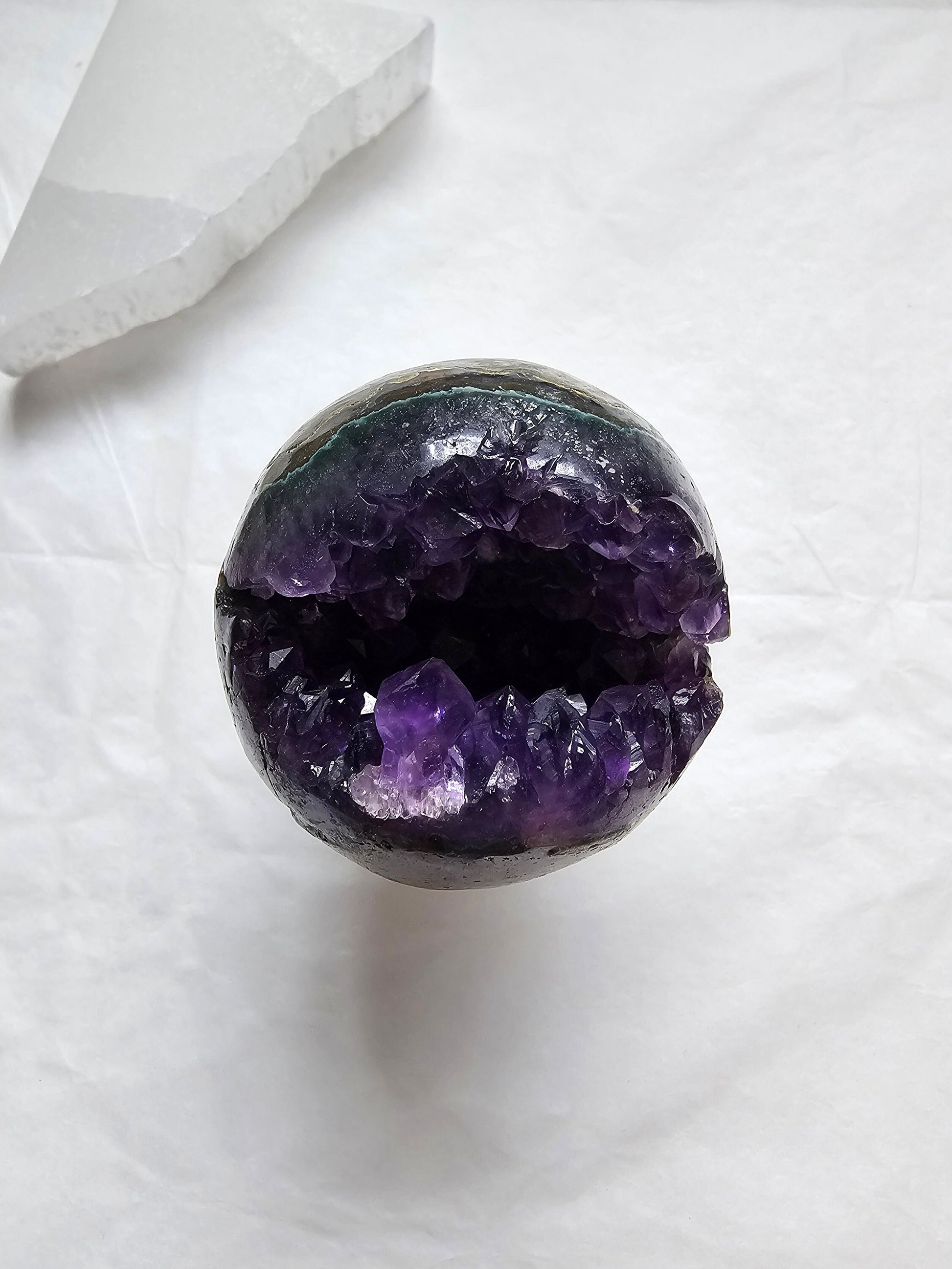 Amethyst Sphere / Pacman / 5cm 182g