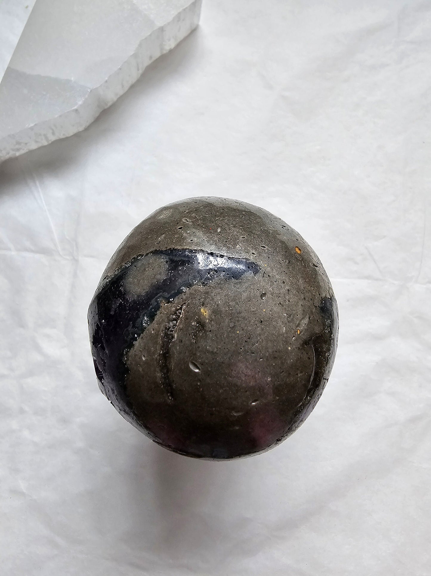 Amethyst Sphere / Pacman / 5cm 182g