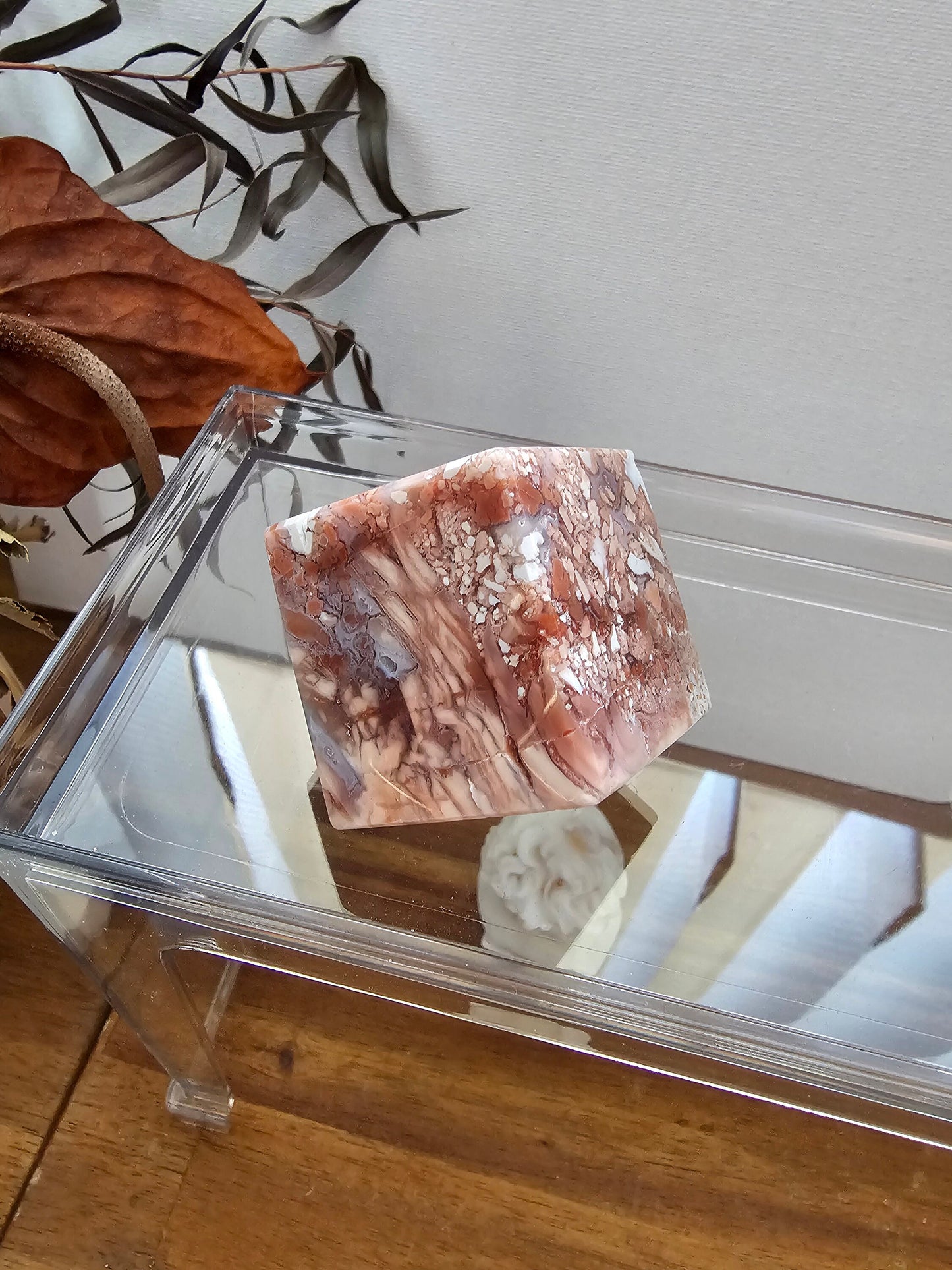 Pink Agate Cube w/ Chalcedony 3.3cm