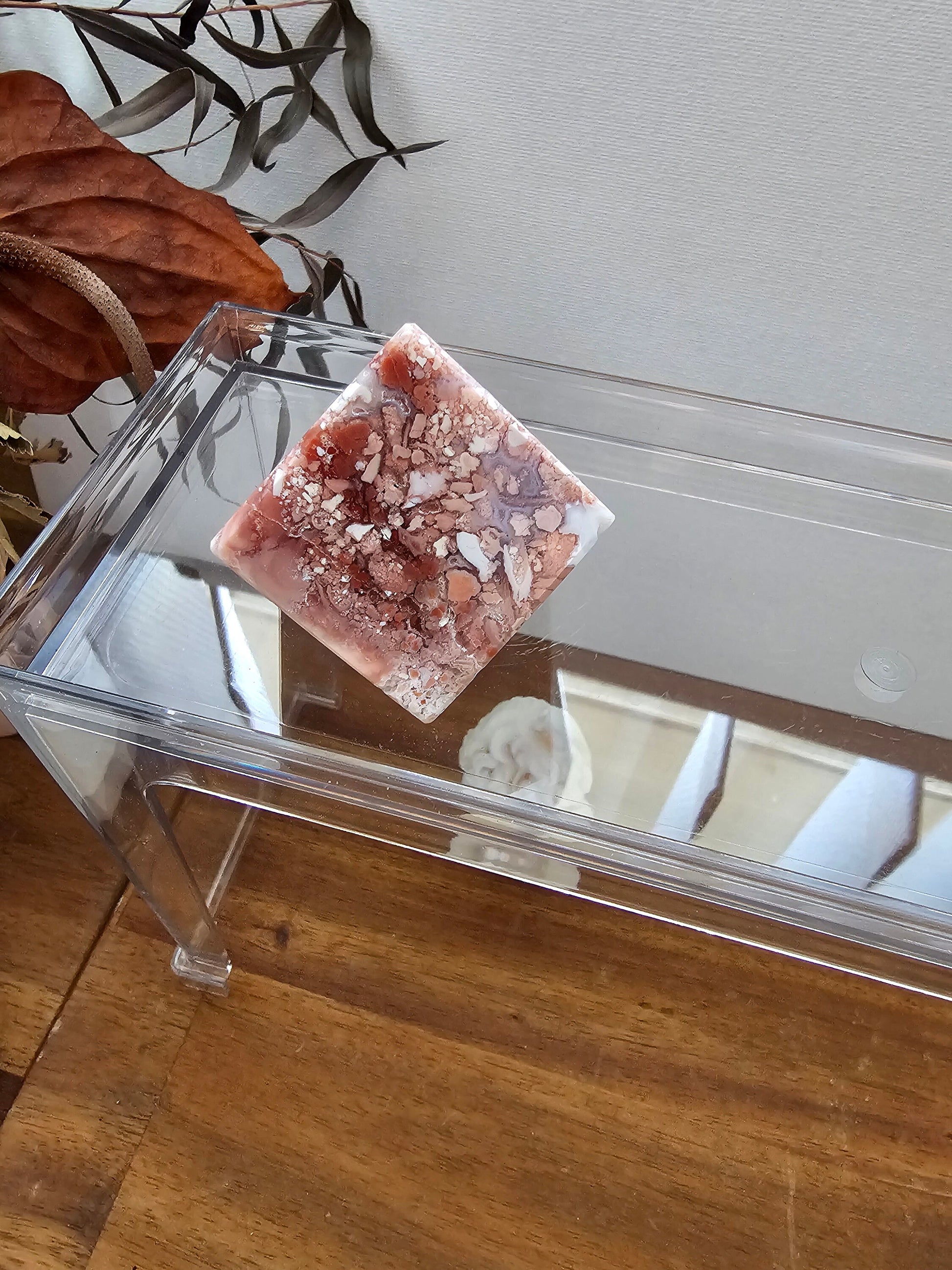 Pink Agate Cube w/ Chalcedony 3.3cm