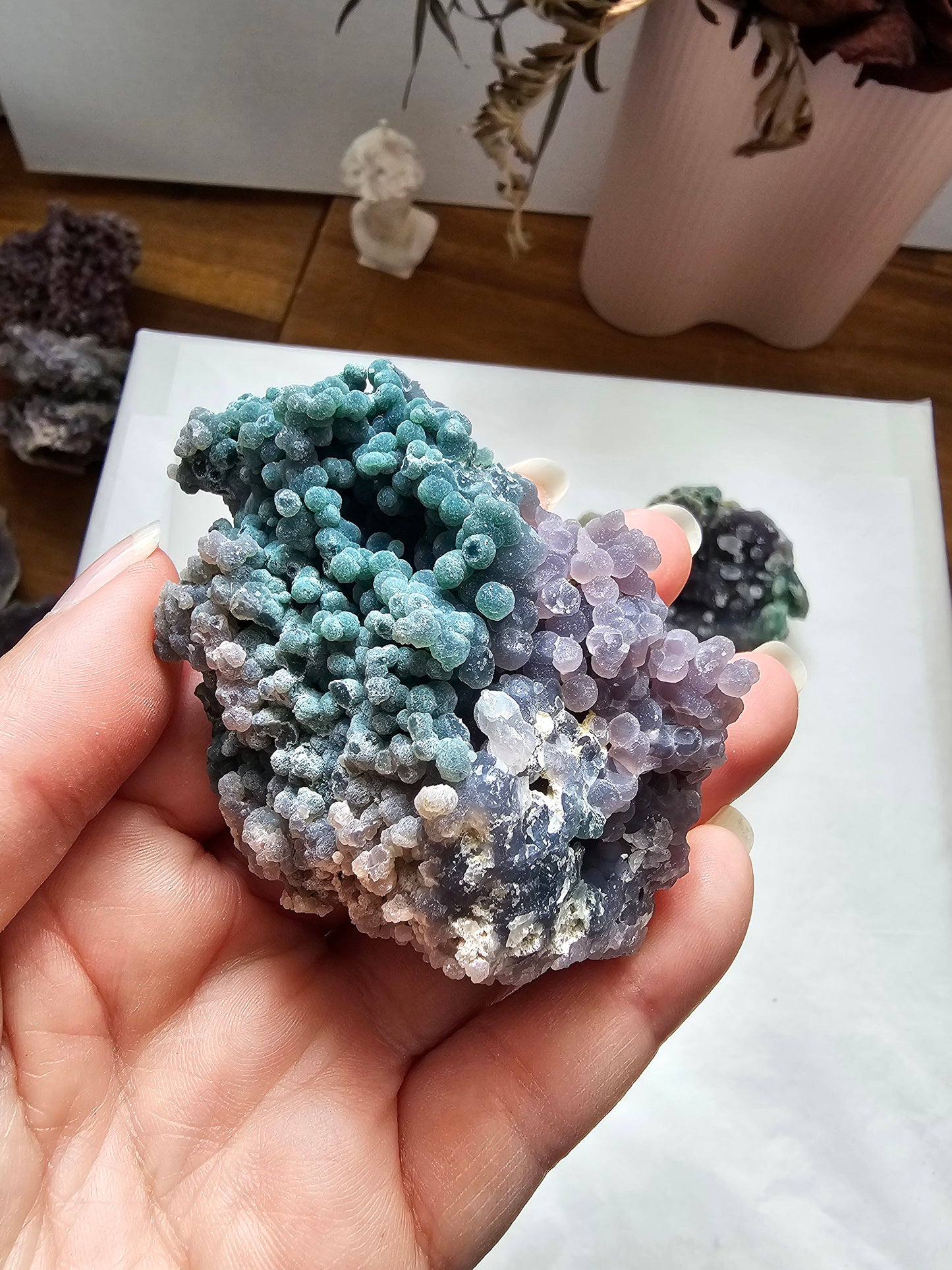 Grape Agate clusters - Sparkly - Large - Indonesia