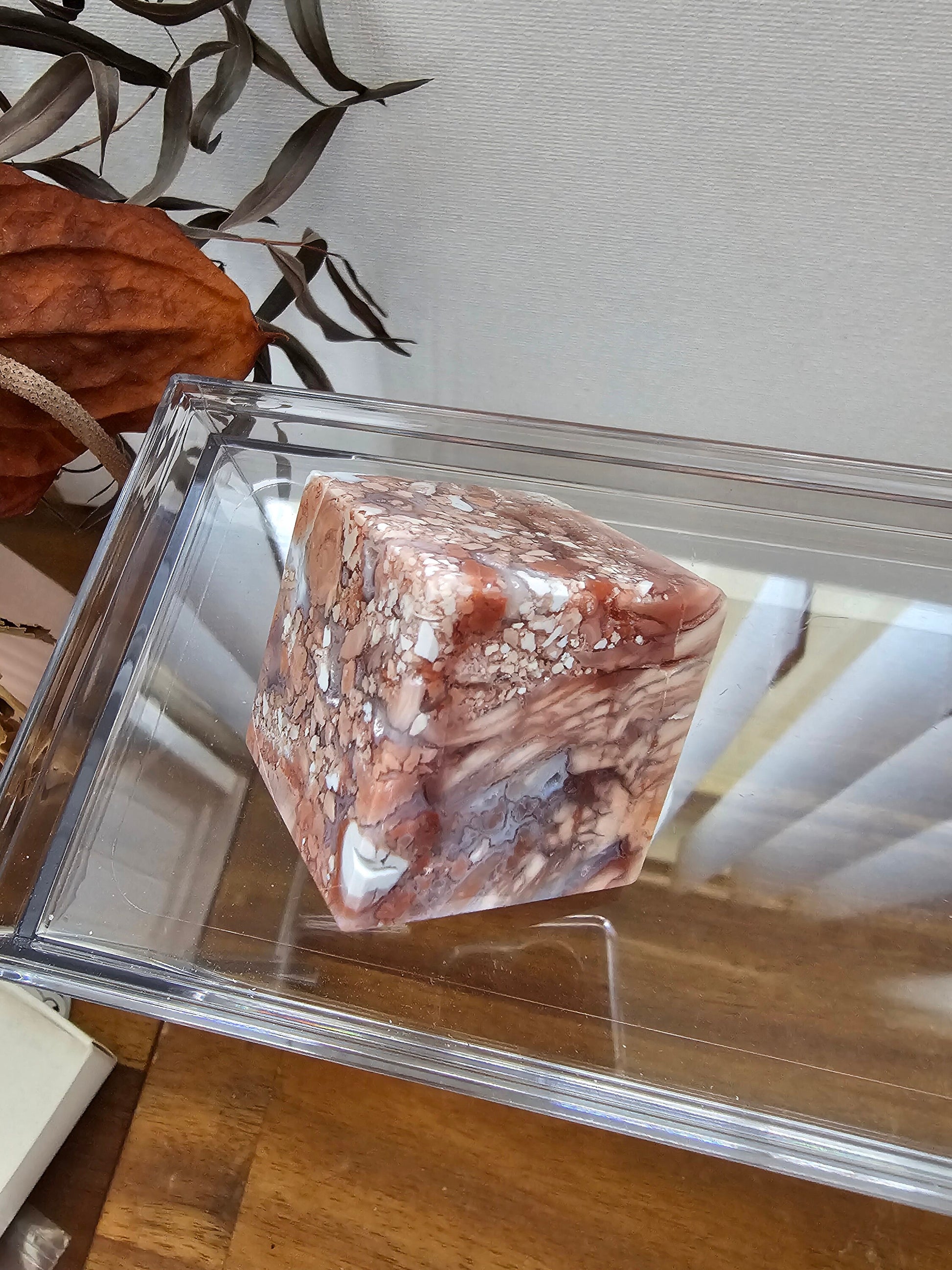 Pink Agate Cube w/ Chalcedony 3.3cm