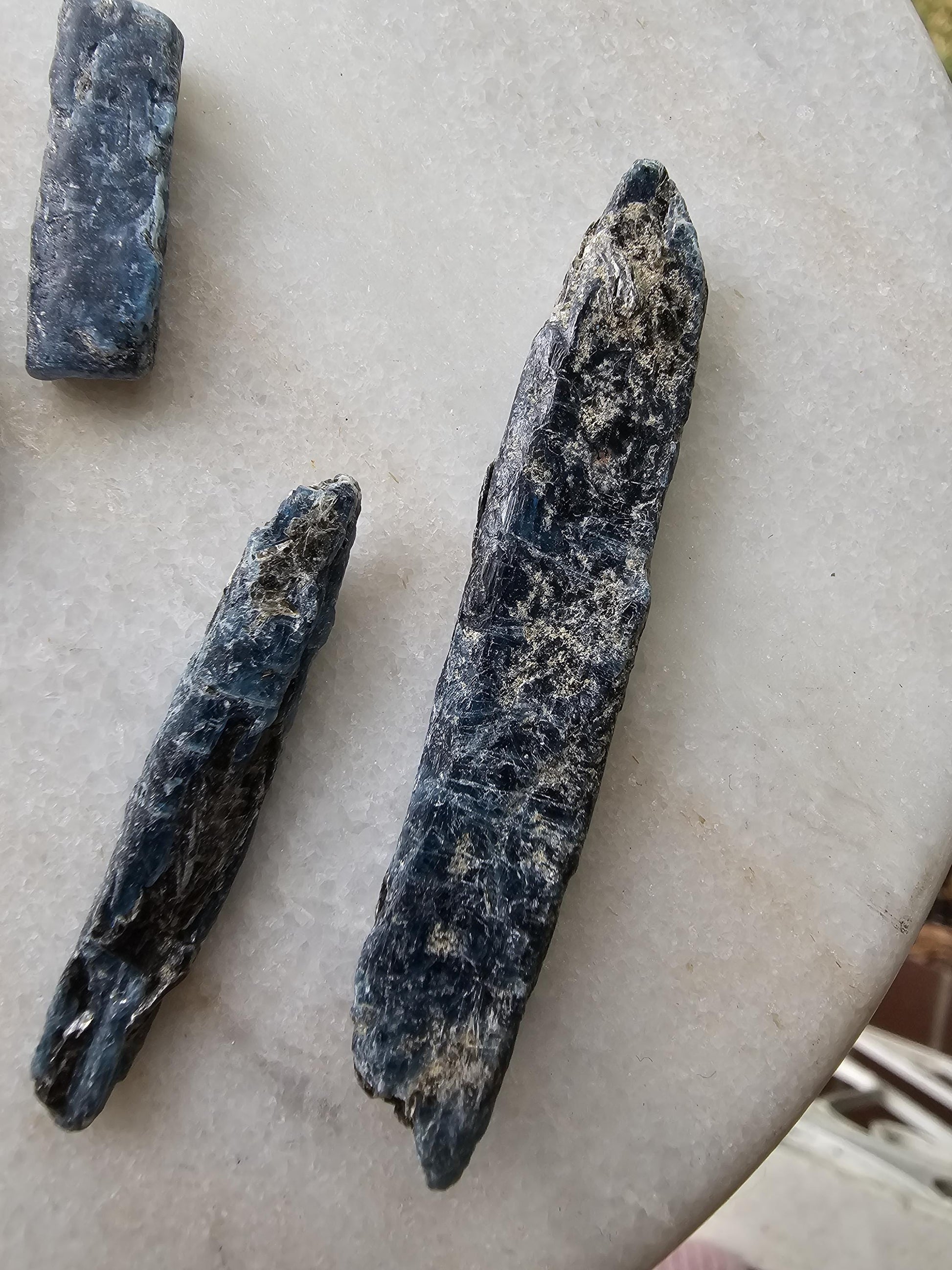 Ocean Kyanite blades - Harts range NT Australia / Cyan blue