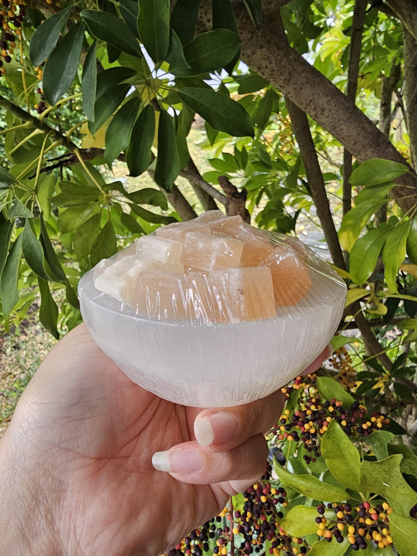 10cm Selenite Bowl w/ peach selenite