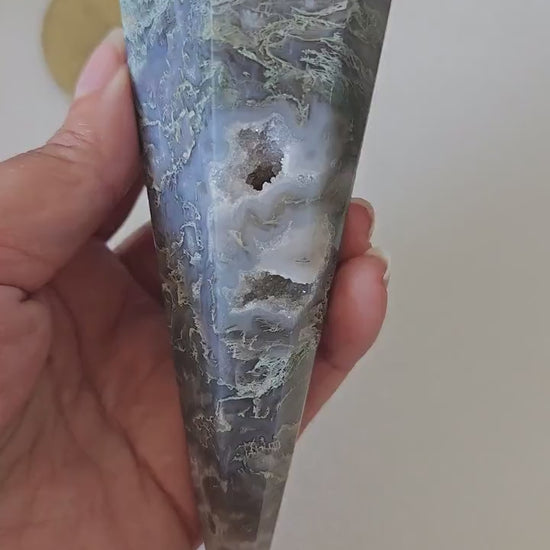Druzy Moss Agate wand on stand