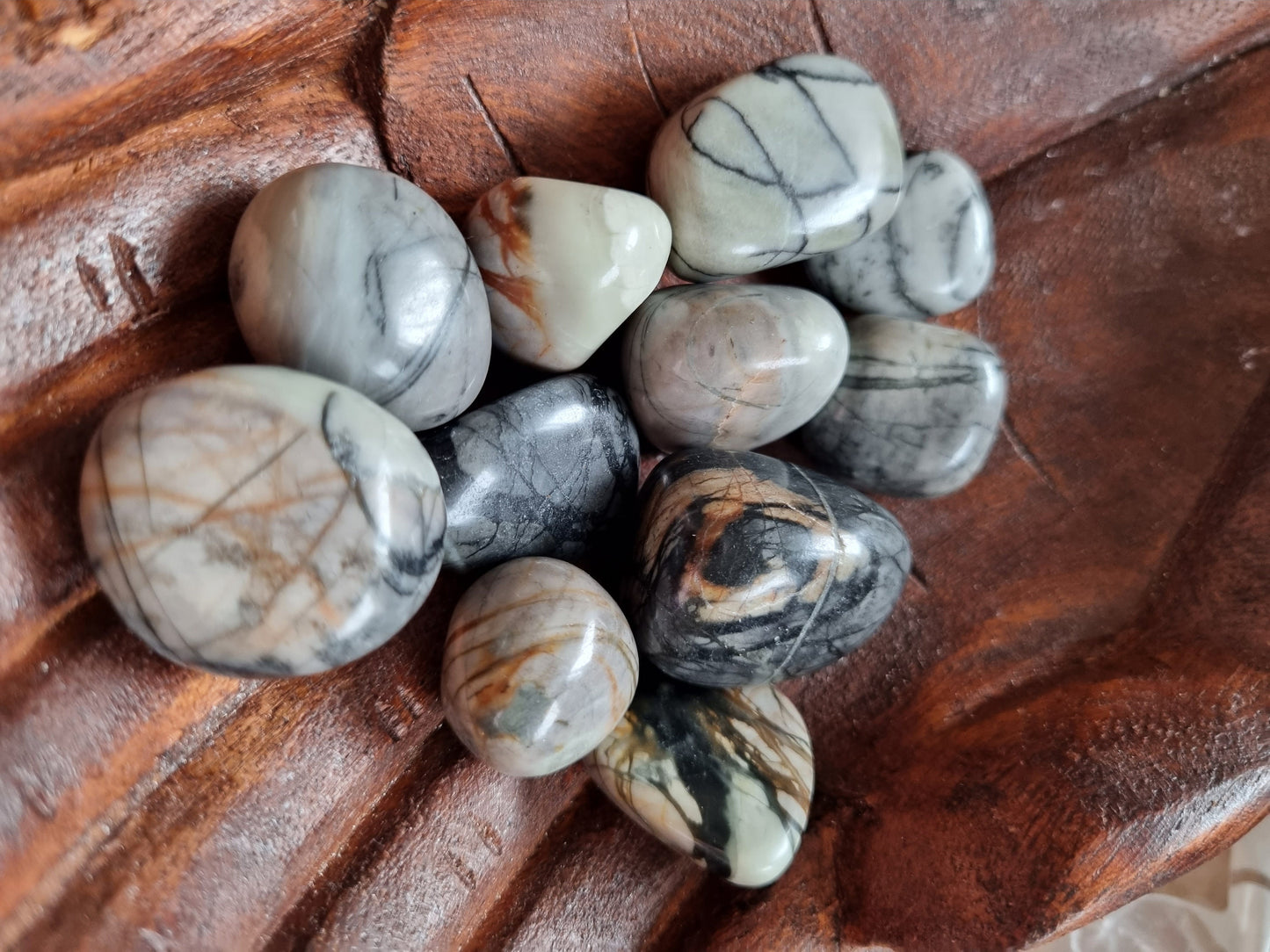 Picasso Jasper Tumble / Polished stone - Universal Fate