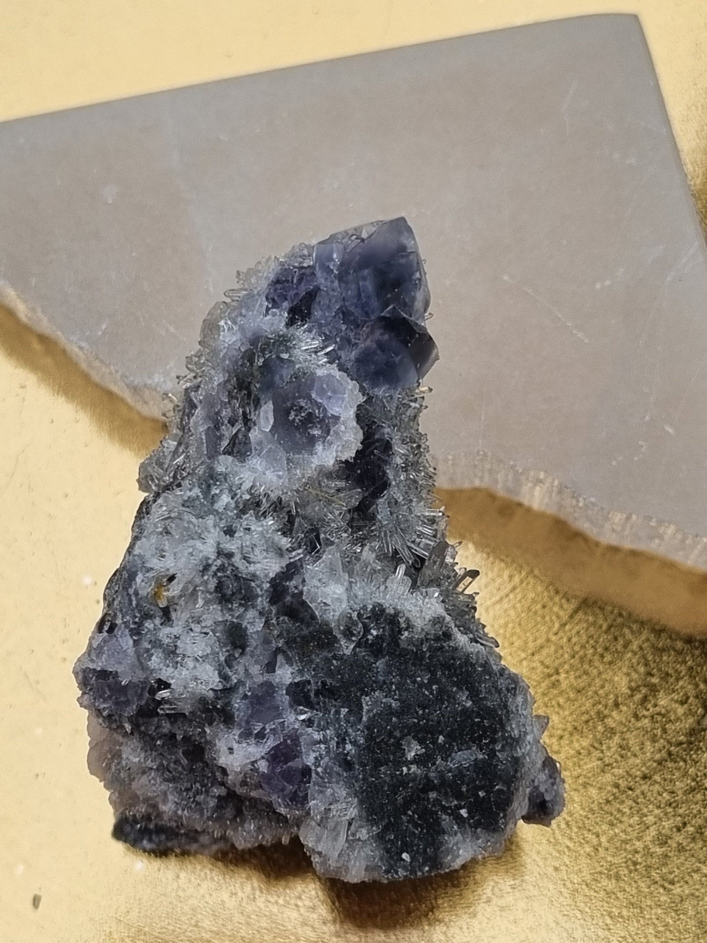 Tanzanite Fluorite Needle quartz 76g / Freestanding Specimen