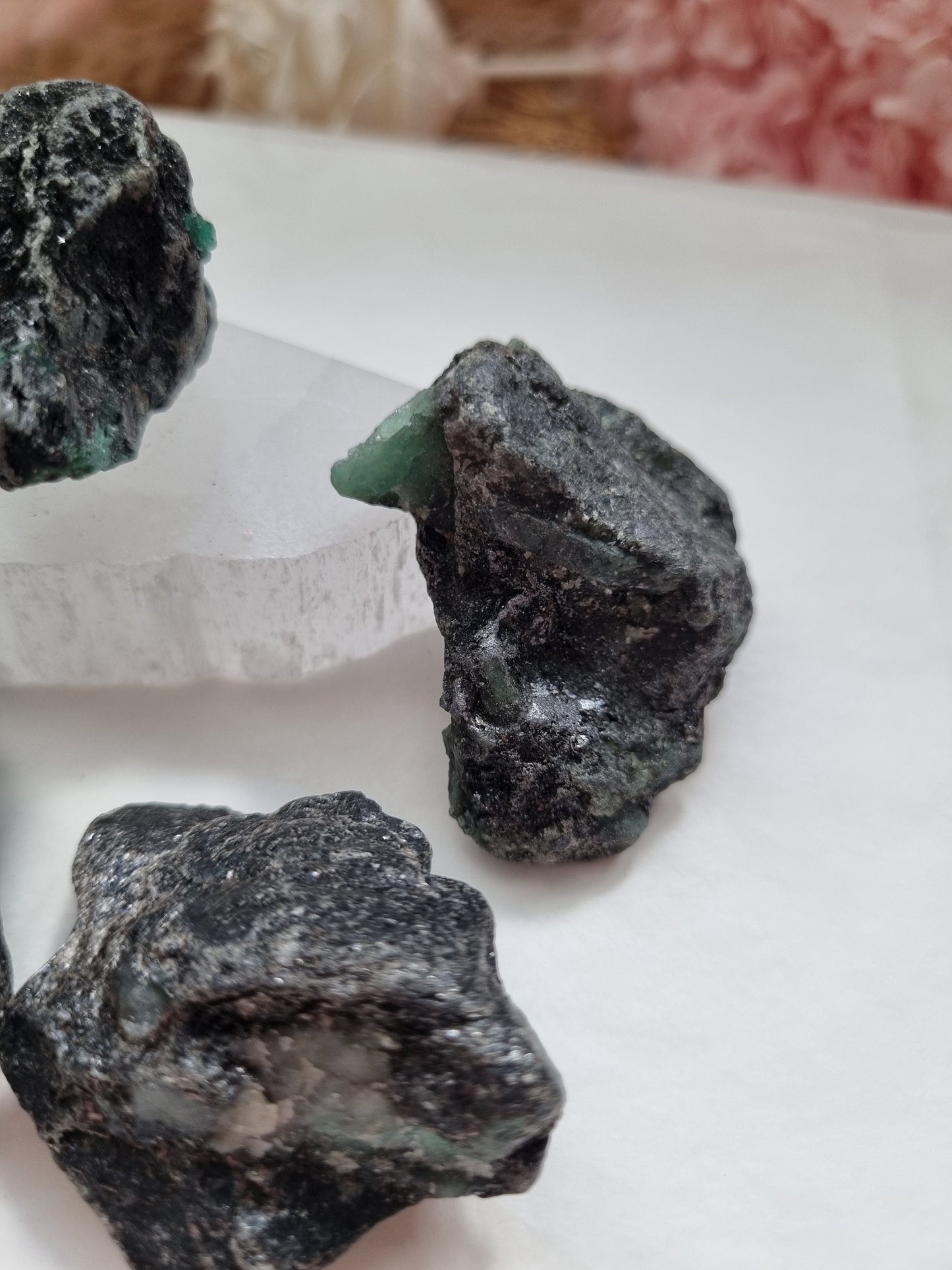 Raw Emerald chunk in matrix