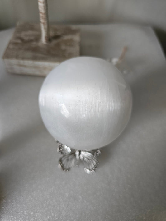 8cm Selenite Sphere / Selenite Crystal Ball / Clear and Cleanse /