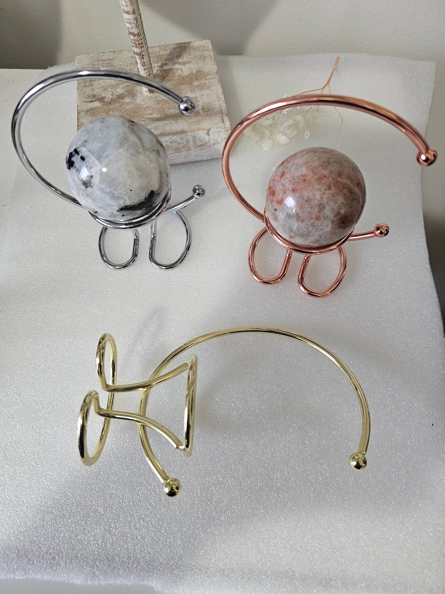 Unique Gold / Silver / Rose gold sphere holder