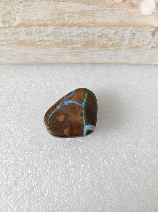 Australian boulder opal / QLD / Opal Cabochon