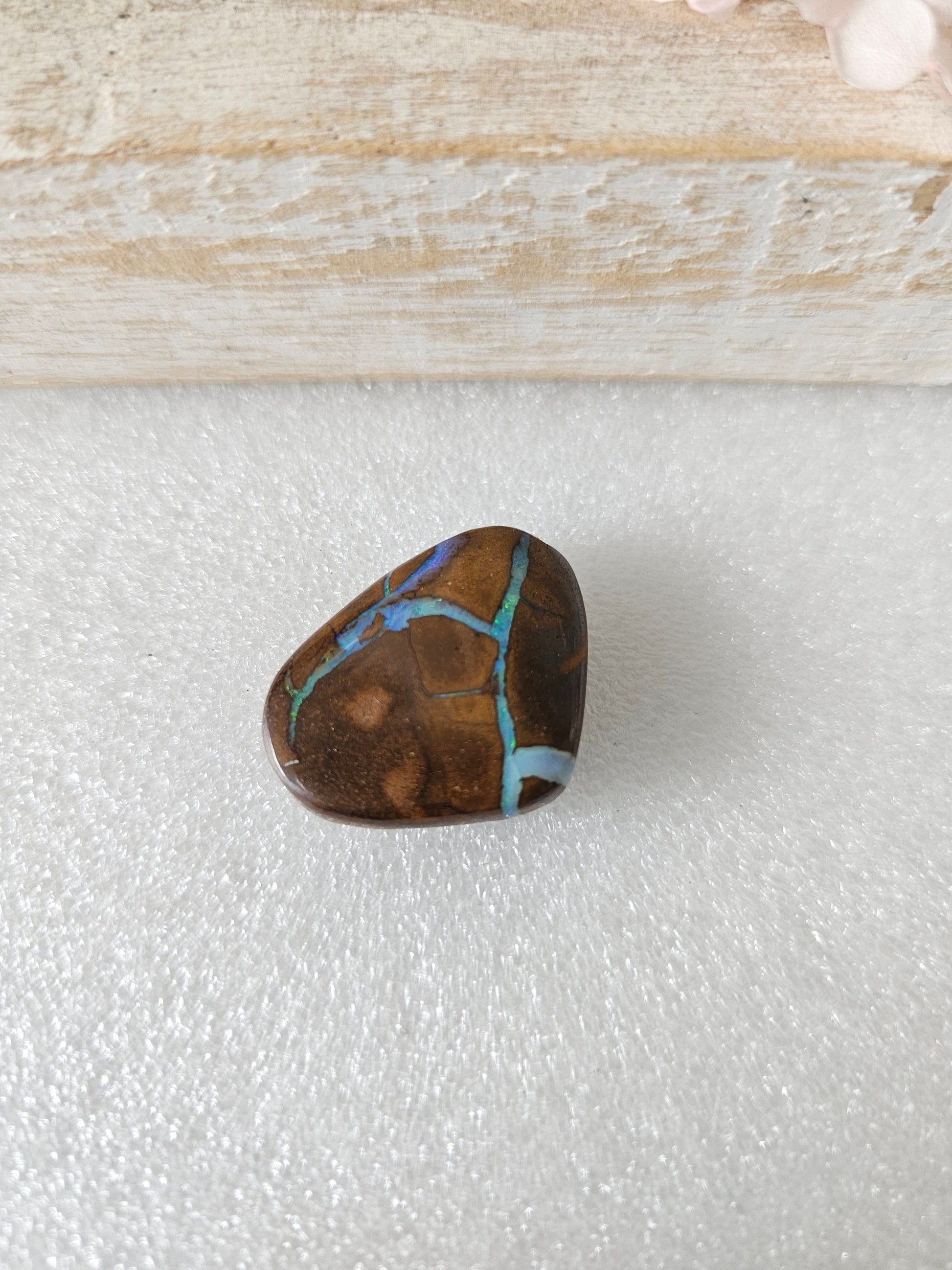 Australian boulder opal / QLD / Opal Cabochon