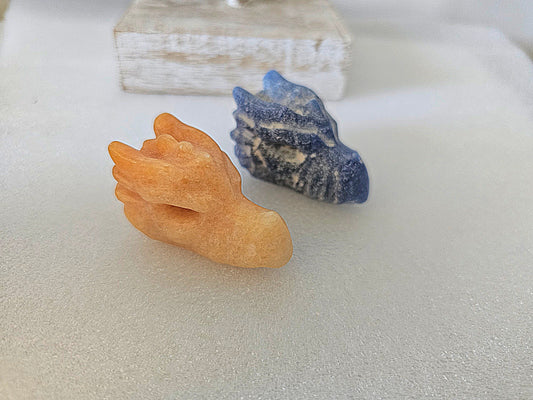 Small crystal dragon head